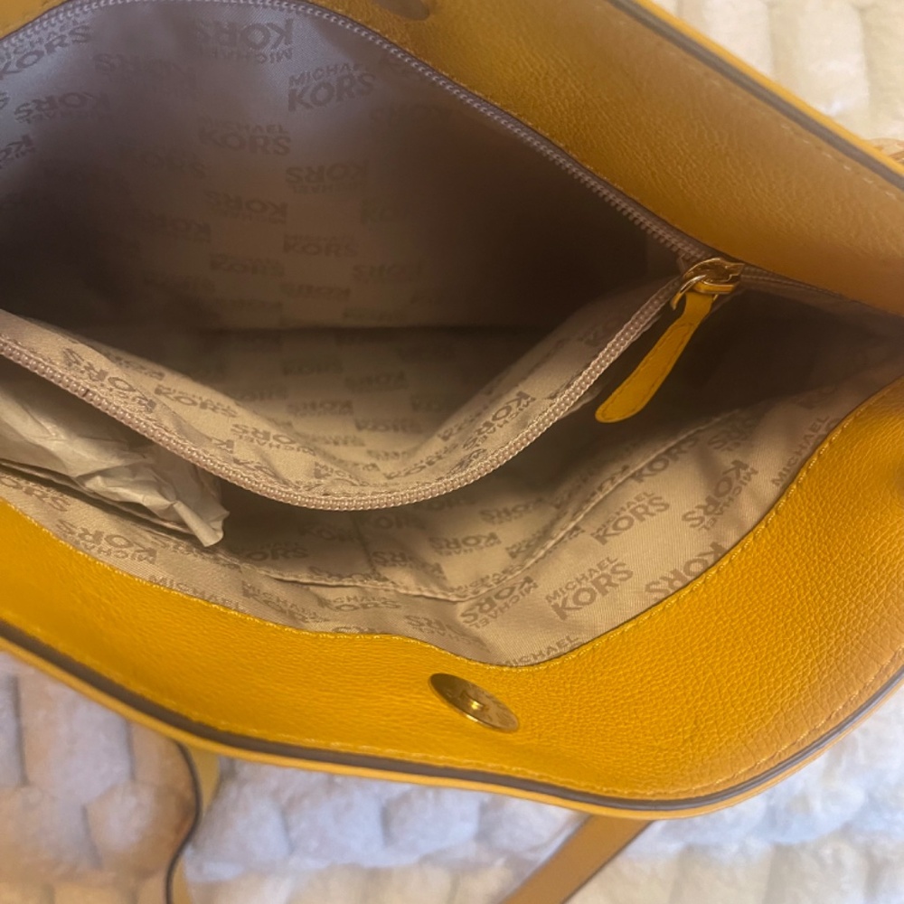Michael Kors shoulder/crossbody bag/Convertible - Picture 5 of 8